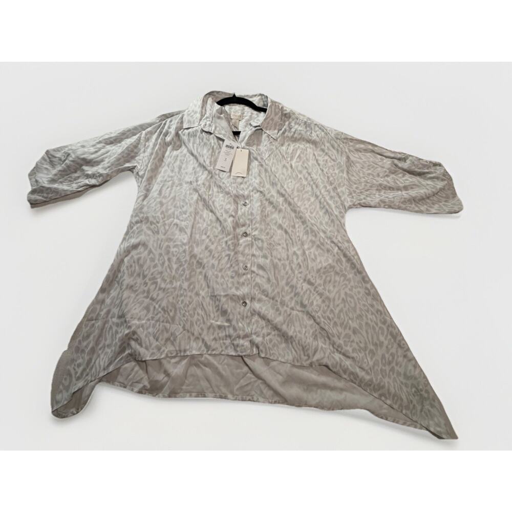 Chico's Animal Shine Satin Collared Button Blouse Optic White 3/4 Sleeve 3 NWT